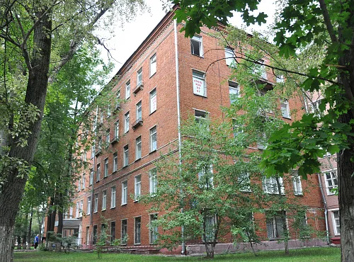 Общежитие у метро Профсоюзная - фото 1