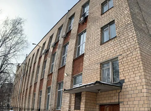 Общежитие на Севастопольской - фото 1